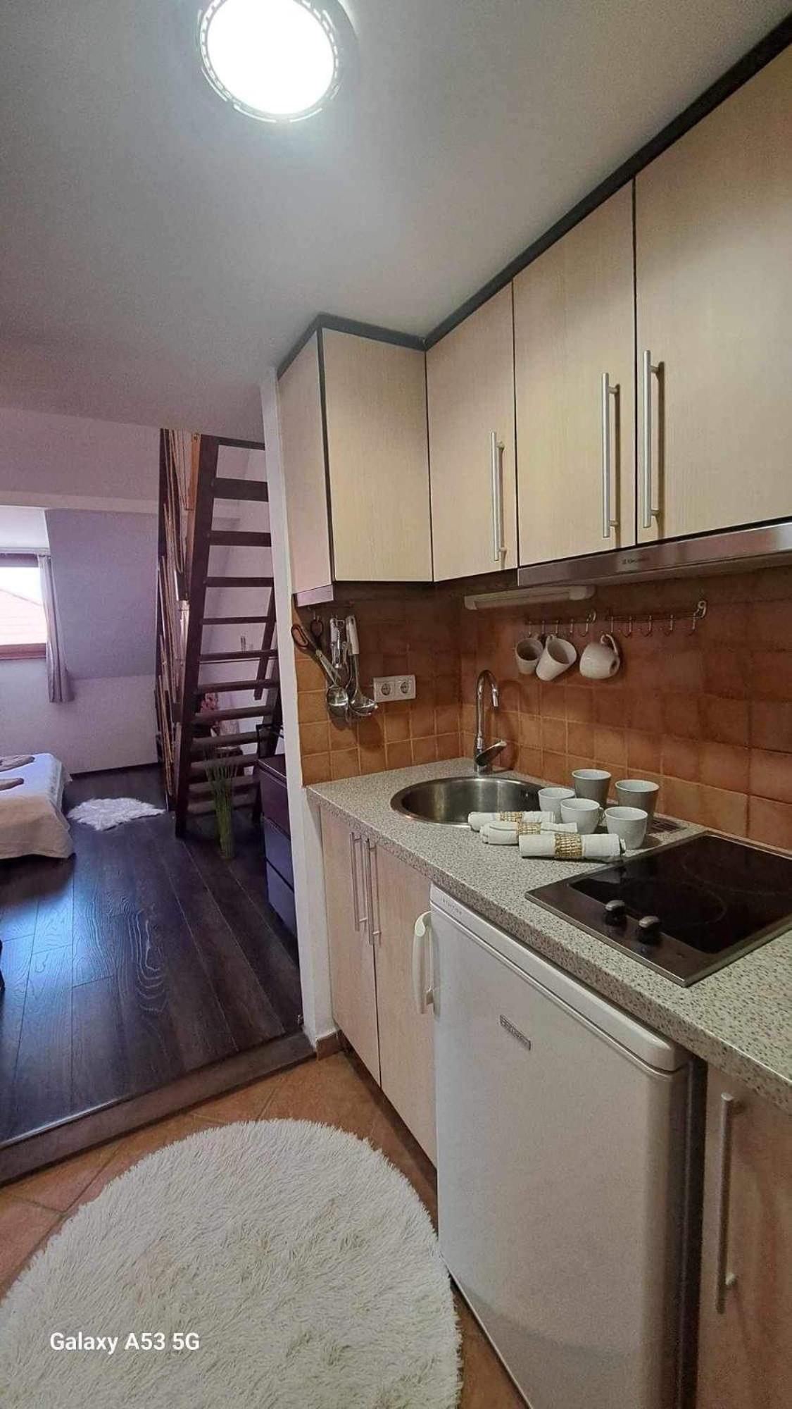 Viktoria Apartman Gyula Exterior photo