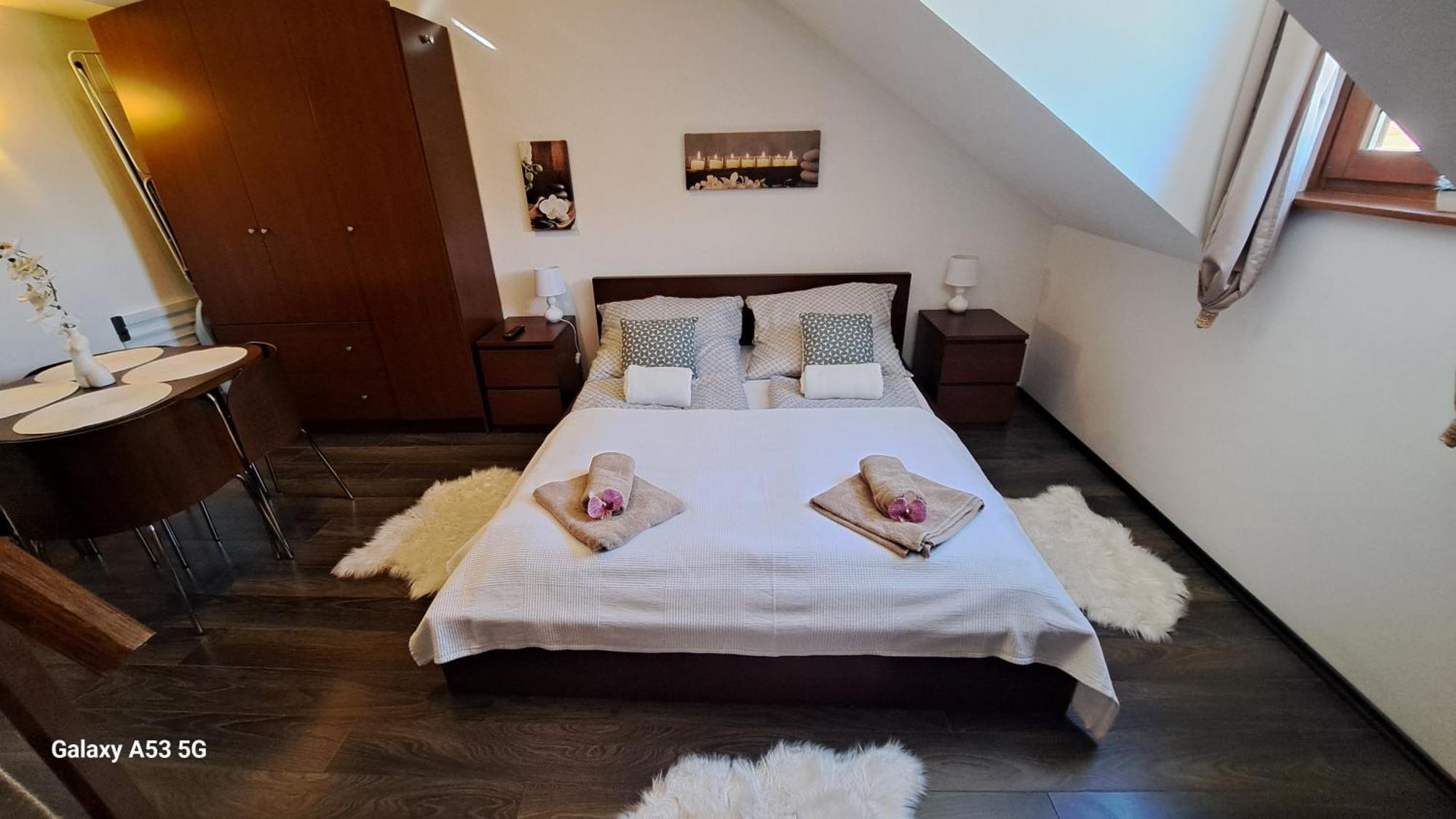 Viktoria Apartman Gyula Exterior photo